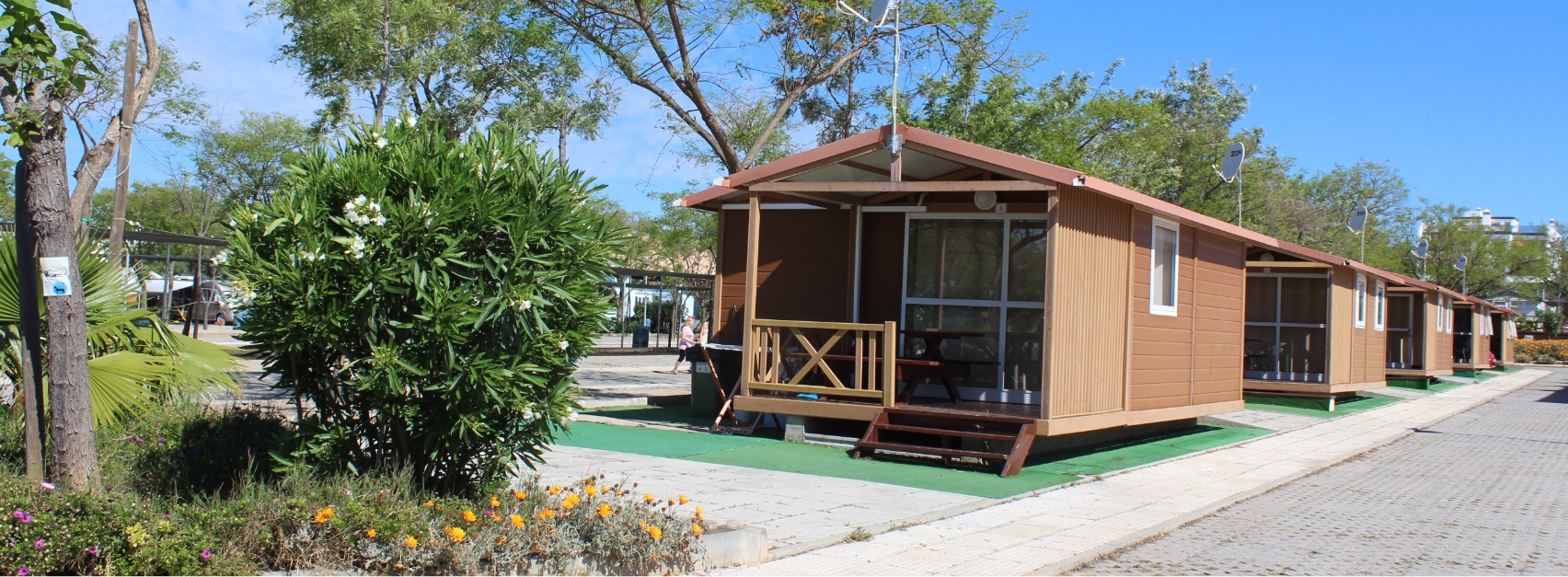 Camping Bungalows - Our offer of accommodation in Bungalows - Camping Ria Formosa in Algarve